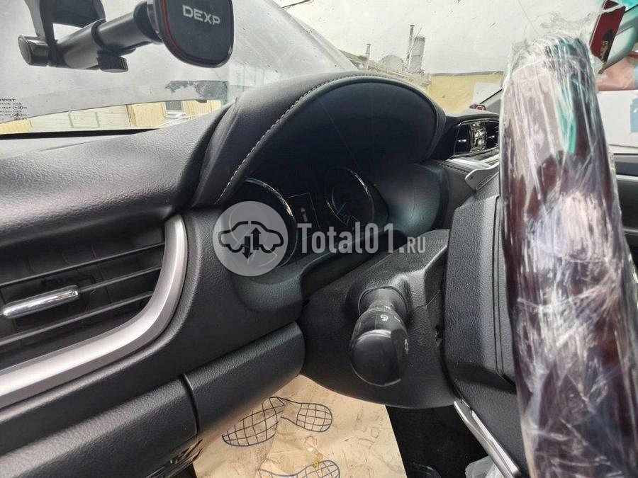 Фото Toyota Fortuner 58