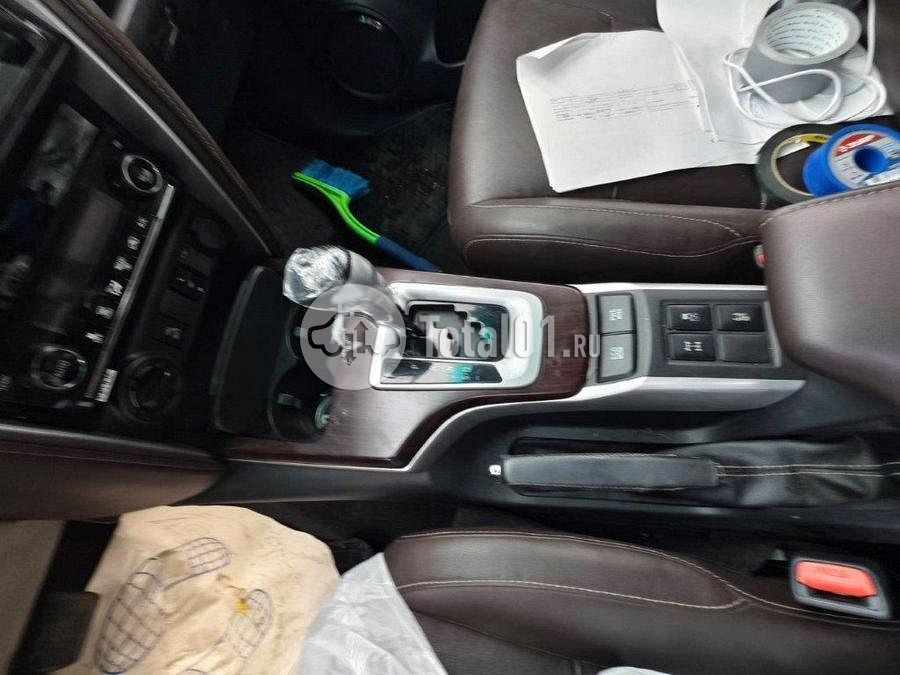 Фото Toyota Fortuner 62