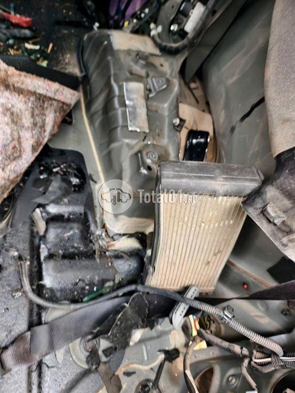 Фото Toyota Fortuner 74