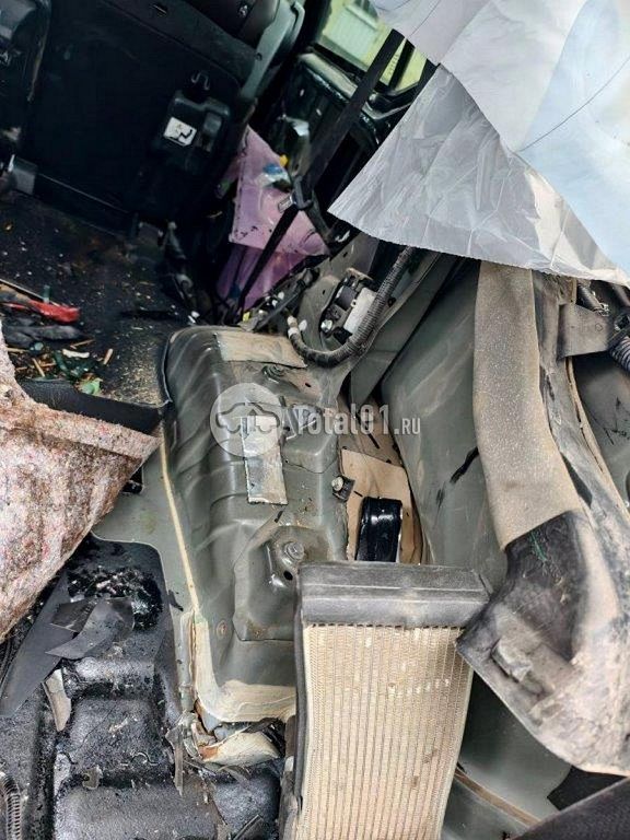 Фото Toyota Fortuner 76
