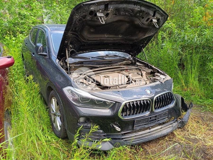 Фото BMW X2 4