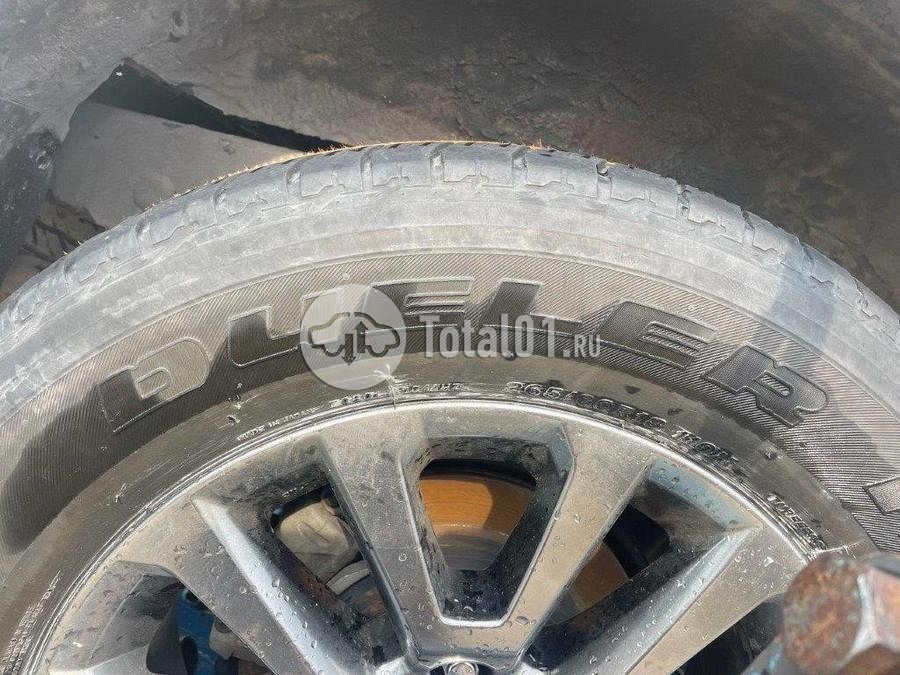 Фото Toyota Land Cruiser Prado 10