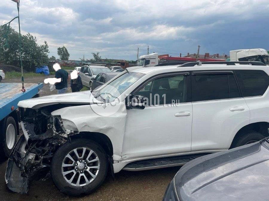 Фото Toyota Land Cruiser Prado 72