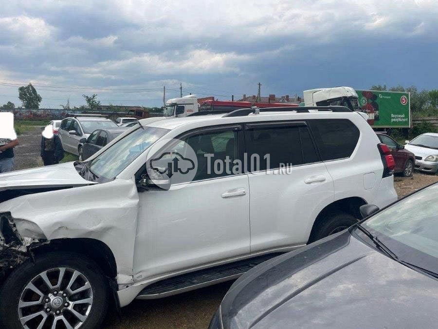 Фото Toyota Land Cruiser Prado 74