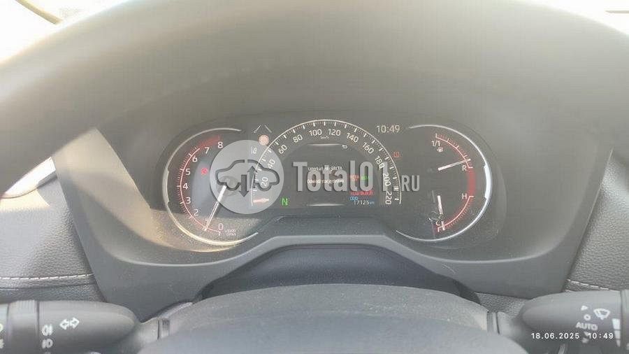 Фото Toyota RAV4 6