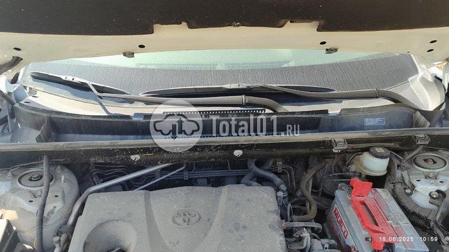 Фото Toyota RAV4 122