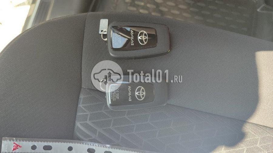 Фото Toyota RAV4 132
