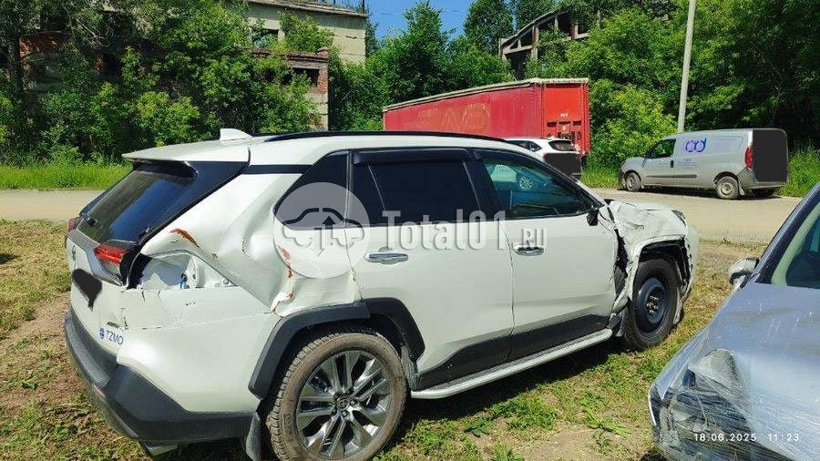 Фото Toyota RAV4 182
