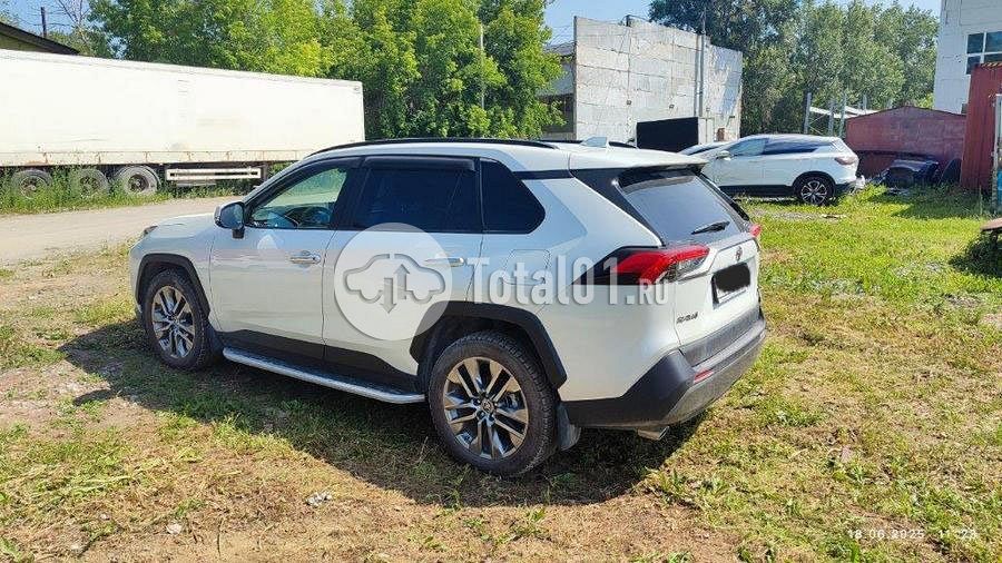 Фото Toyota RAV4 192