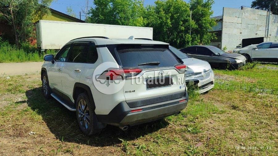 Фото Toyota RAV4 194
