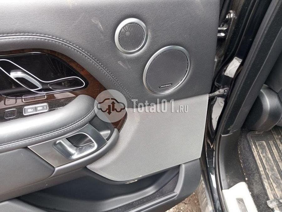 Фото Land Rover Range Rover 140