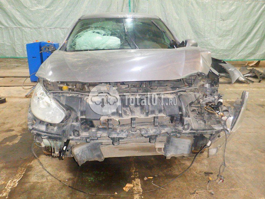 Фото Renault Fluence 4