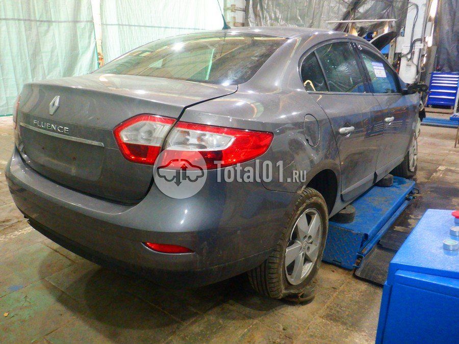 Фото Renault Fluence 16