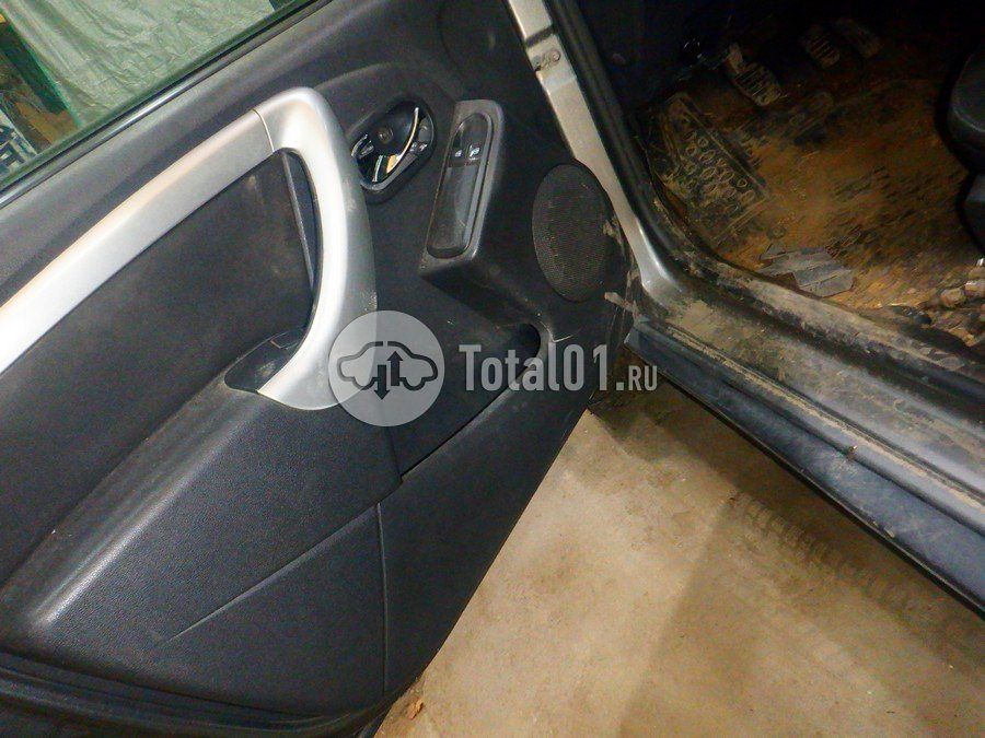 Фото Nissan Terrano 114