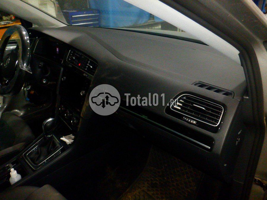 Фото Volkswagen Golf 26