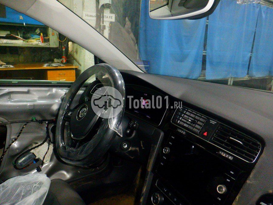 Фото Volkswagen Golf 28