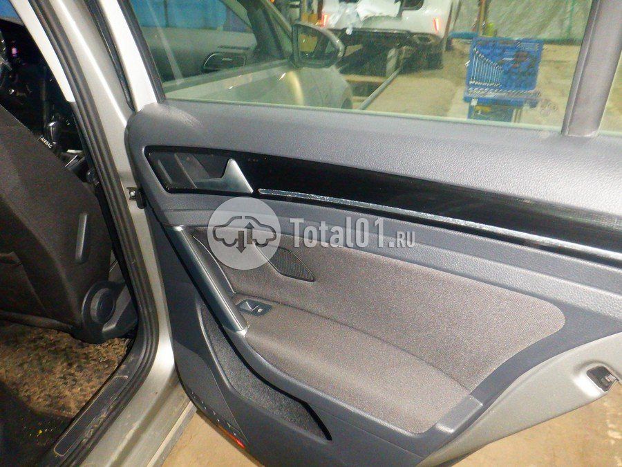 Фото Volkswagen Golf 46