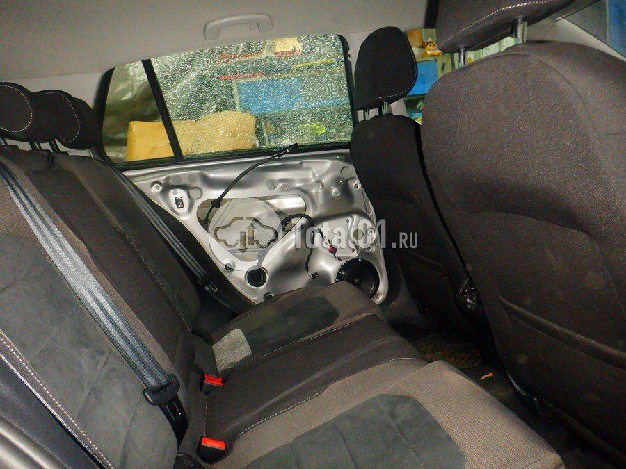 Фото Volkswagen Golf 48