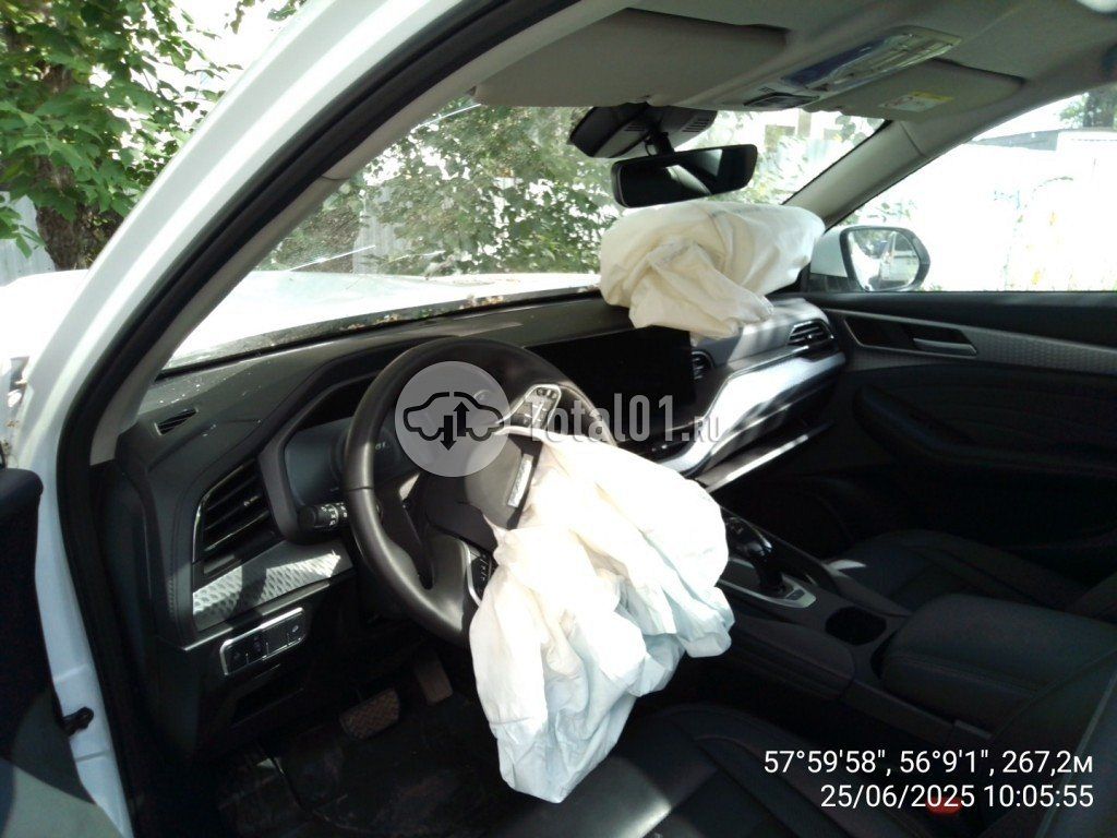 Фото Haval F7 10