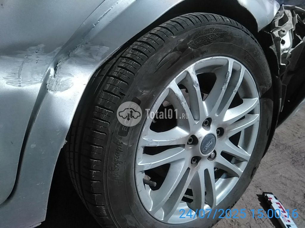 Фото Ford Focus 28