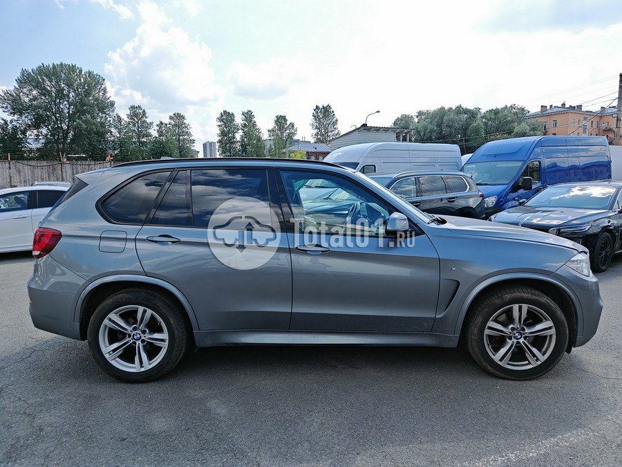 Фото BMW X5 2
