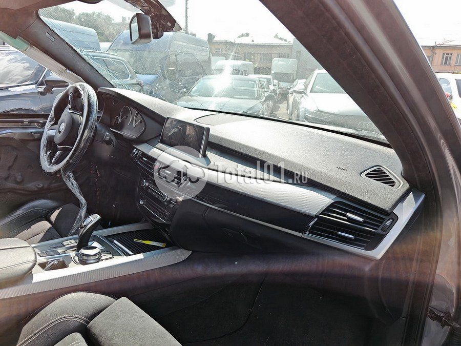 Фото BMW X5 136
