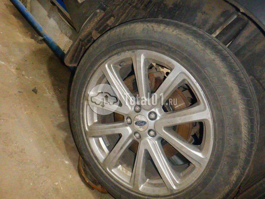 Фото Ford Explorer 146