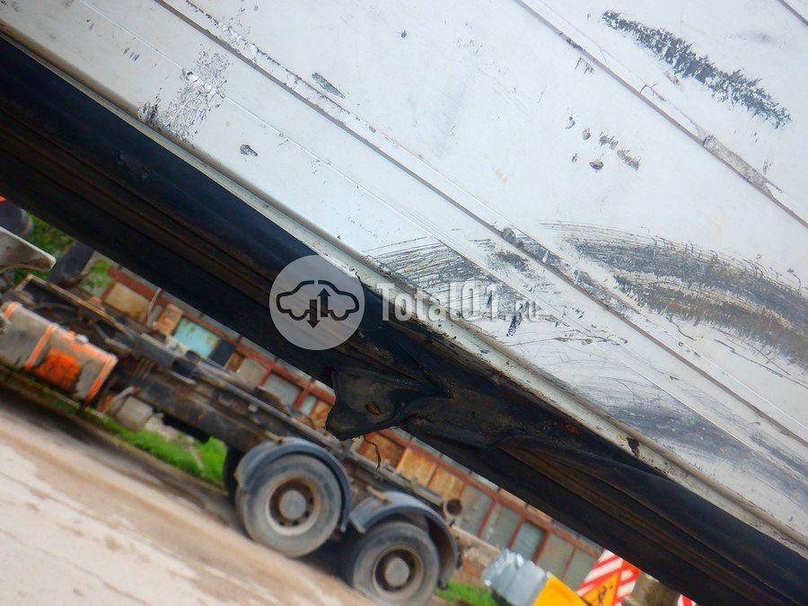 Фото Schmitz Cargobull SKO 106