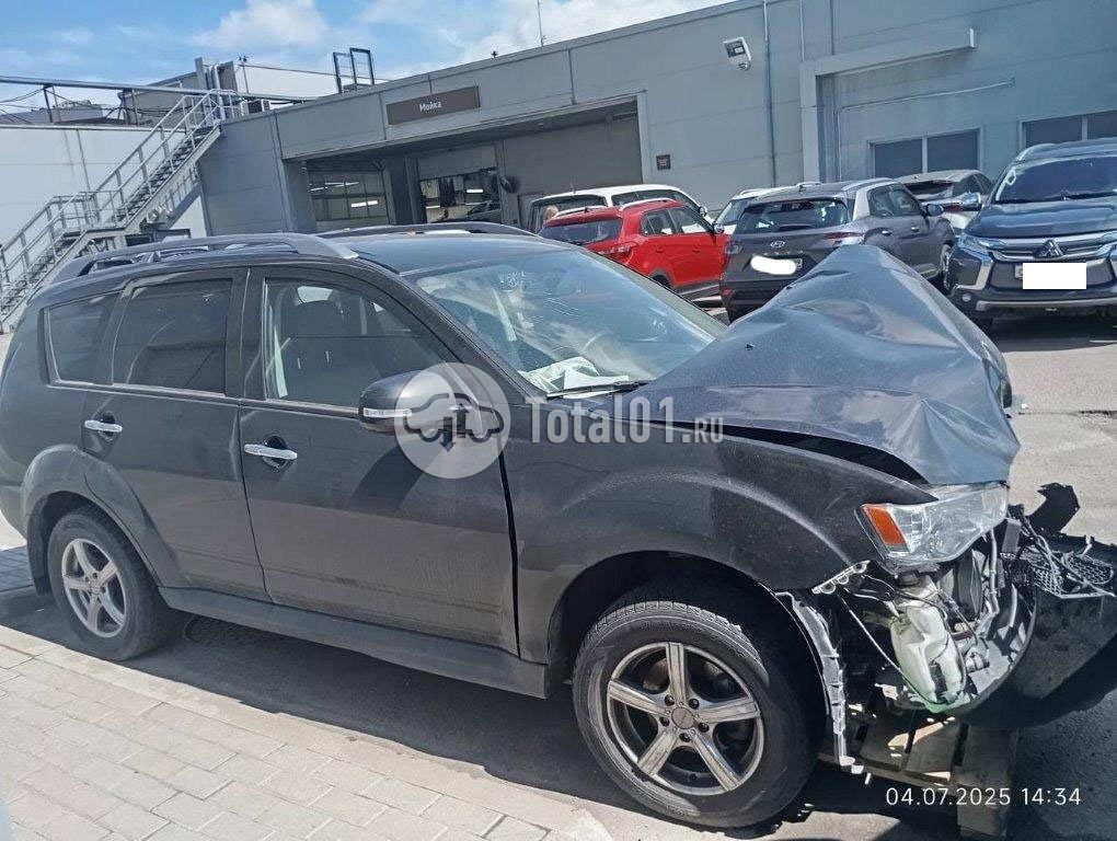 Фото Mitsubishi Outlander 6