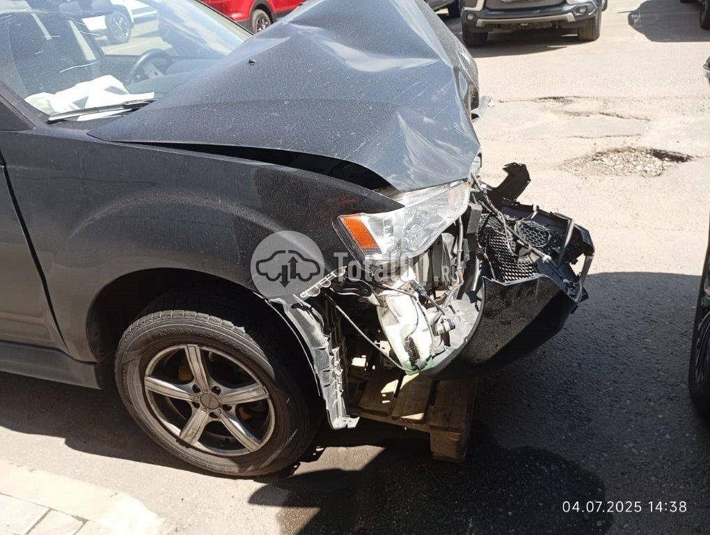 Фото Mitsubishi Outlander 78