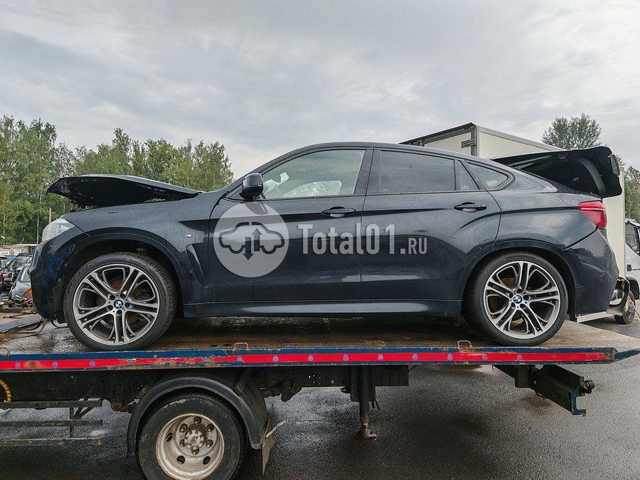 Фото BMW X6 32