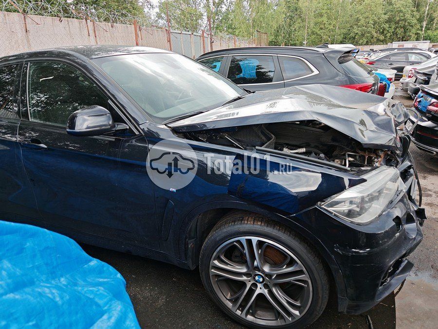 Фото BMW X6 38