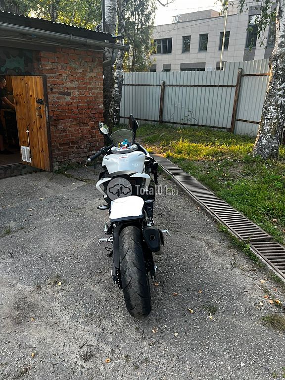 Фото Bajaj Dominar 4