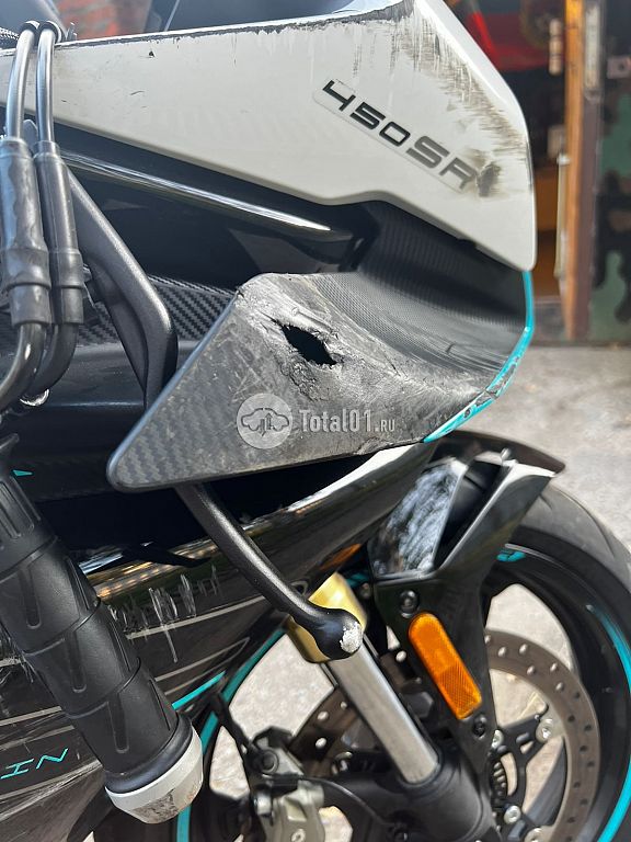 Фото Bajaj Dominar 34