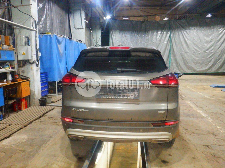 Фото Geely Atlas Pro 8