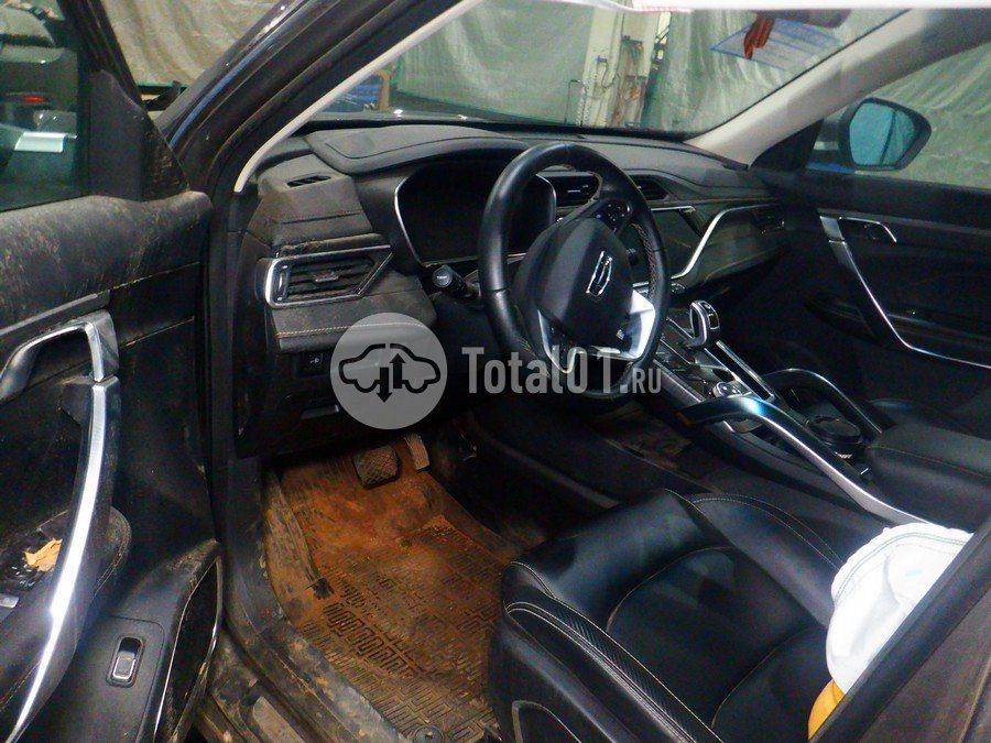 Фото Geely Atlas Pro 16