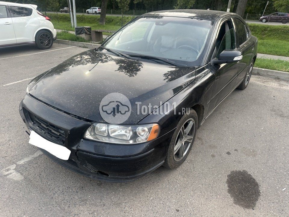 Фото Volvo S60 4