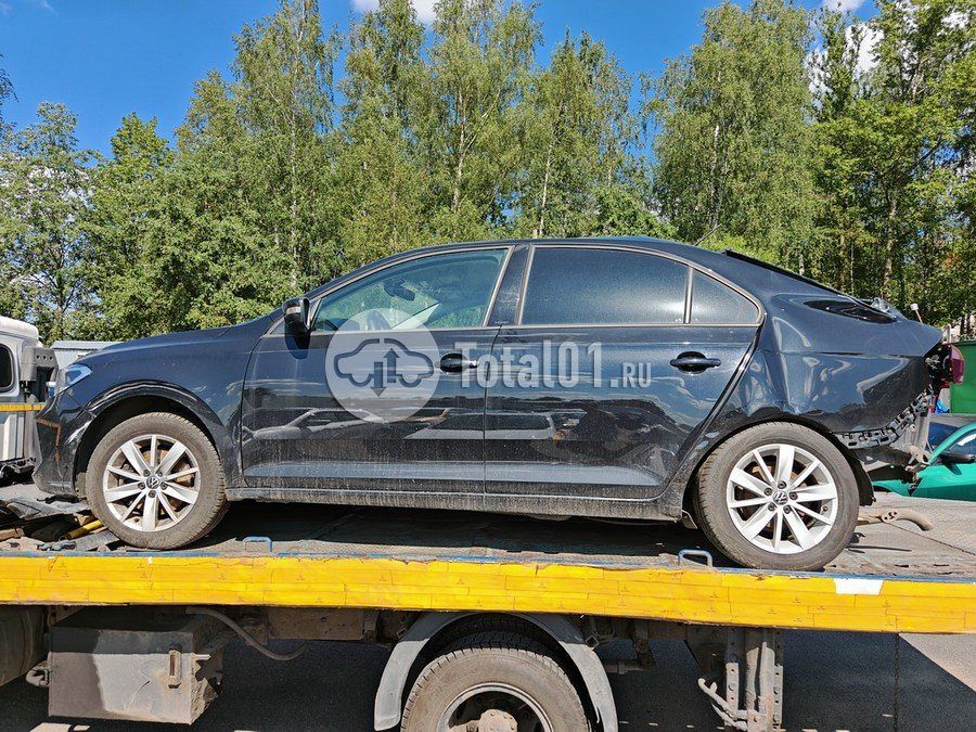 Фото Volkswagen Polo 46