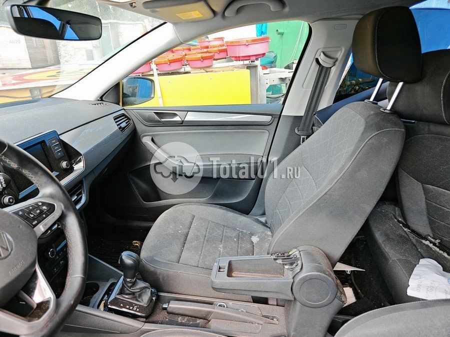 Фото Volkswagen Polo 98