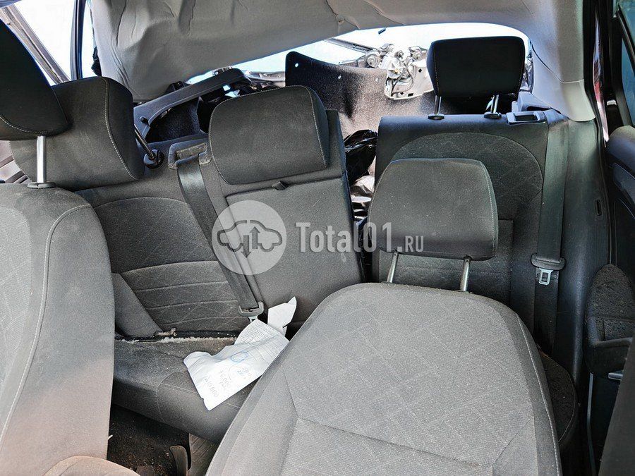 Фото Volkswagen Polo 106