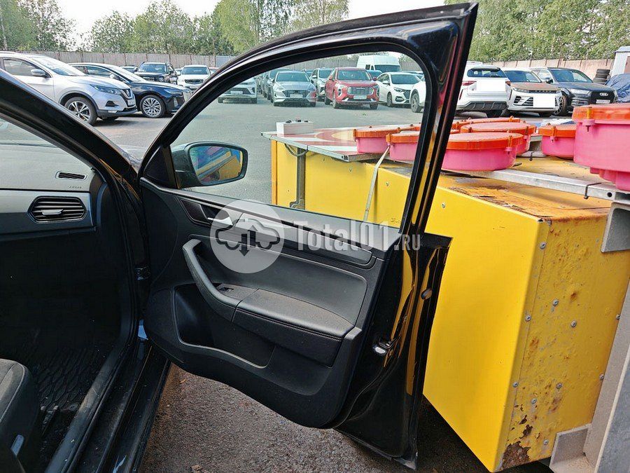 Фото Volkswagen Polo 122