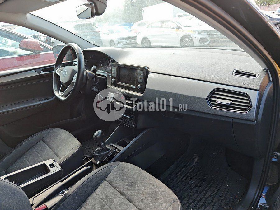 Фото Volkswagen Polo 132
