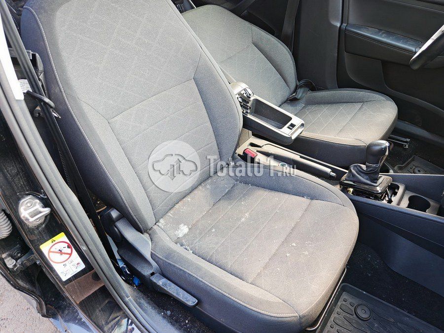 Фото Volkswagen Polo 136