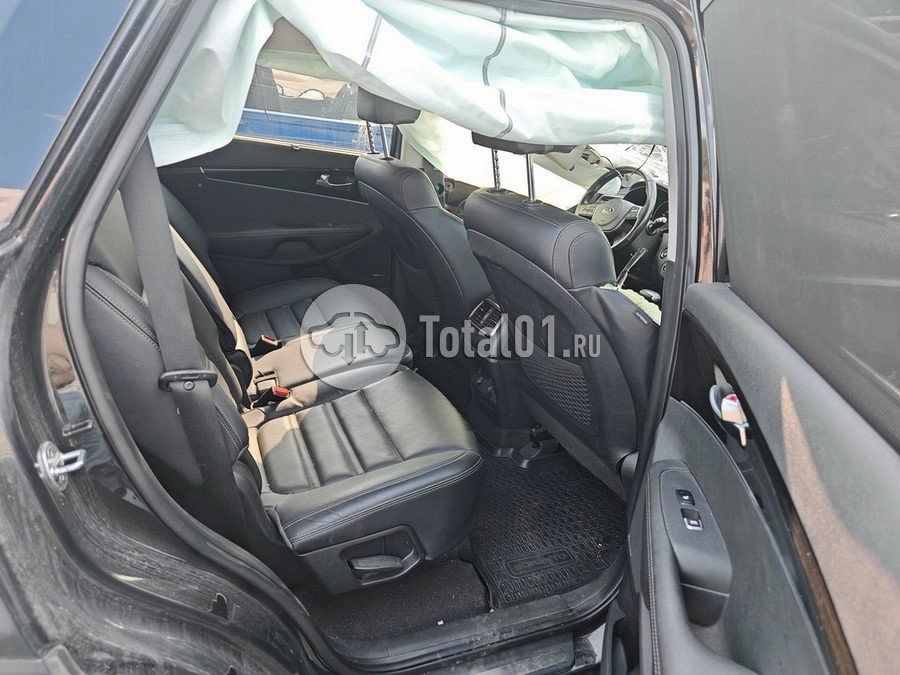 Фото KIA Sorento 132