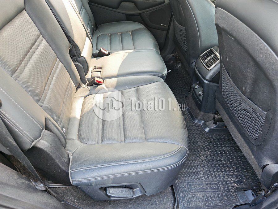 Фото KIA Sorento 138
