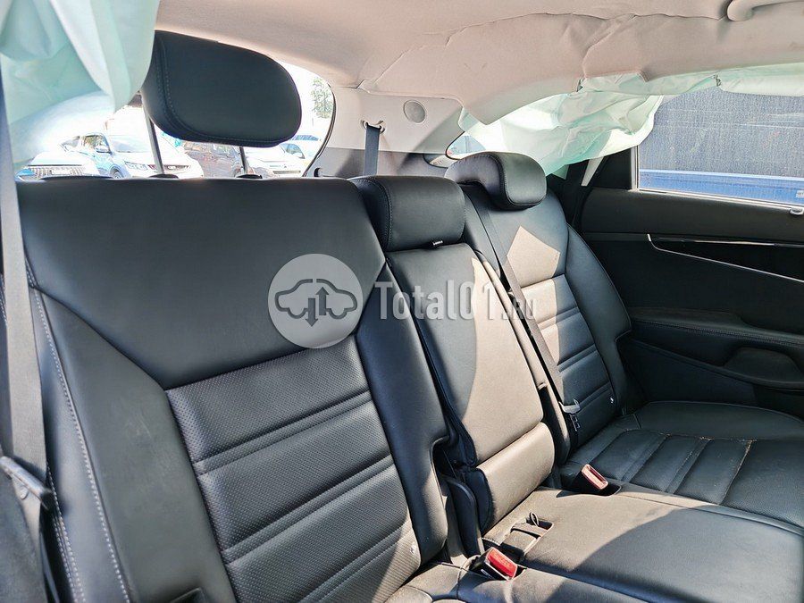 Фото KIA Sorento 146