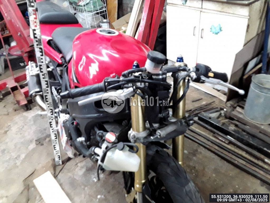 Фото Suzuki GSX-R600 8