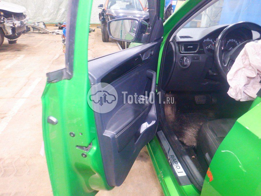 Фото Skoda Rapid 10