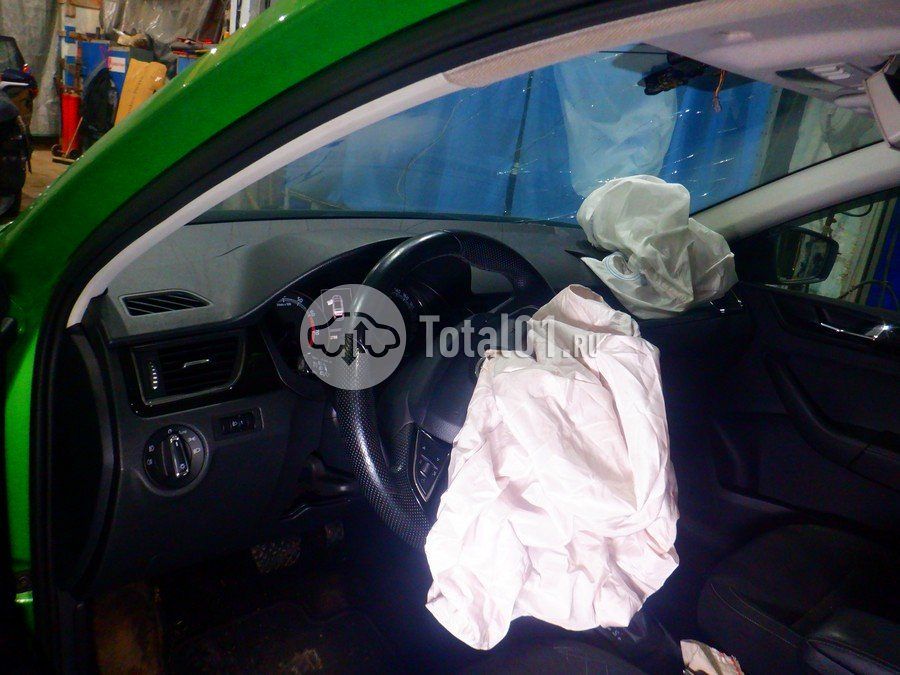 Фото Skoda Rapid 14
