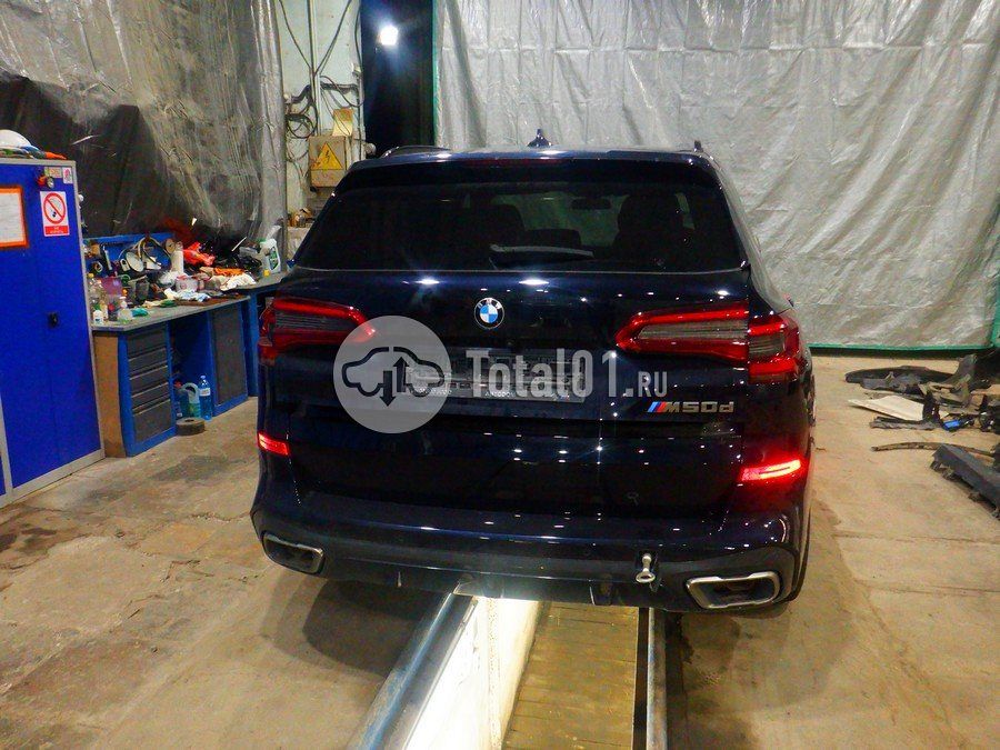 Фото BMW X5 8